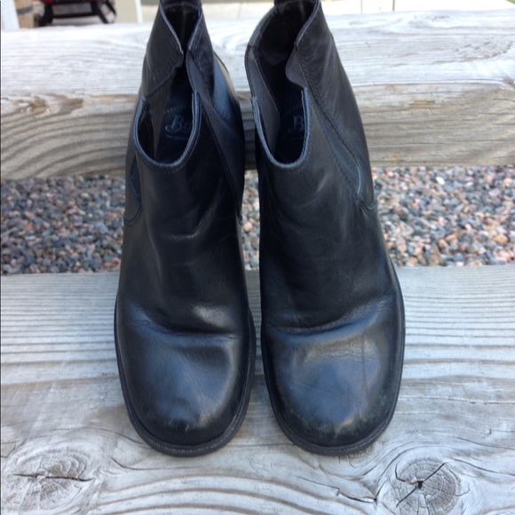 Boots - Picture 4 of 4